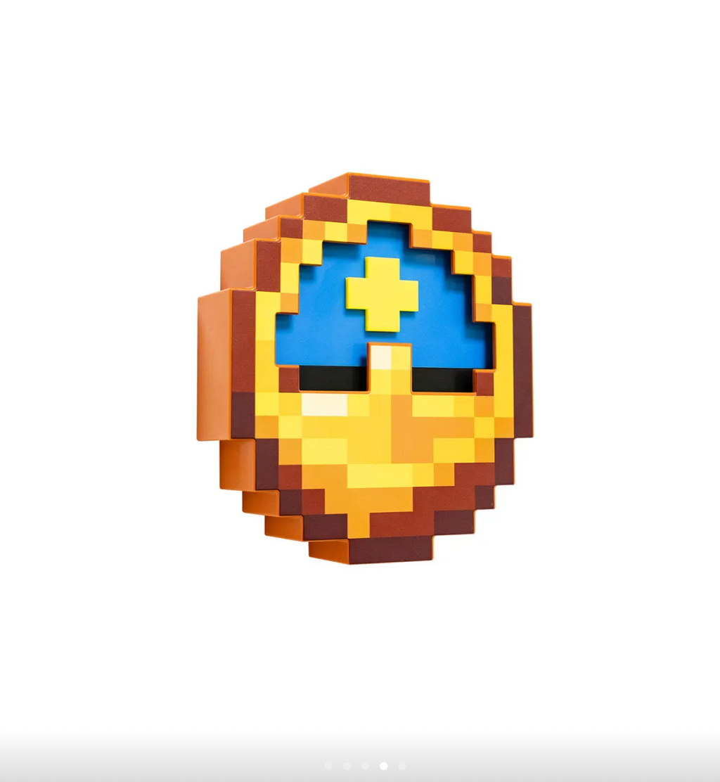 Pixel Powered Clock: Level Up Your Room's Aesthetic!